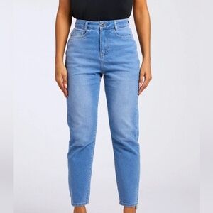 EUC Legend London Size UK 8 Vintage Blue Wash Mom Jeans!